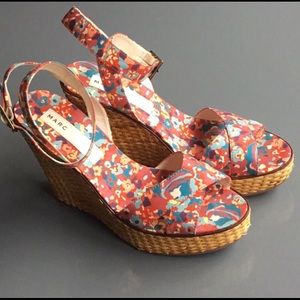 Beautiful Marc Jacobs wedge